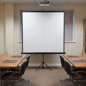X-Tra!Line Tripod Projection Screen 150cm or 180cm Matt White
