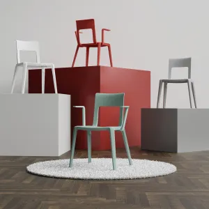 Nest Edge Stacking Cafe & Bistro Chair