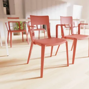 Nest Edge Stacking Cafe & Bistro Chair